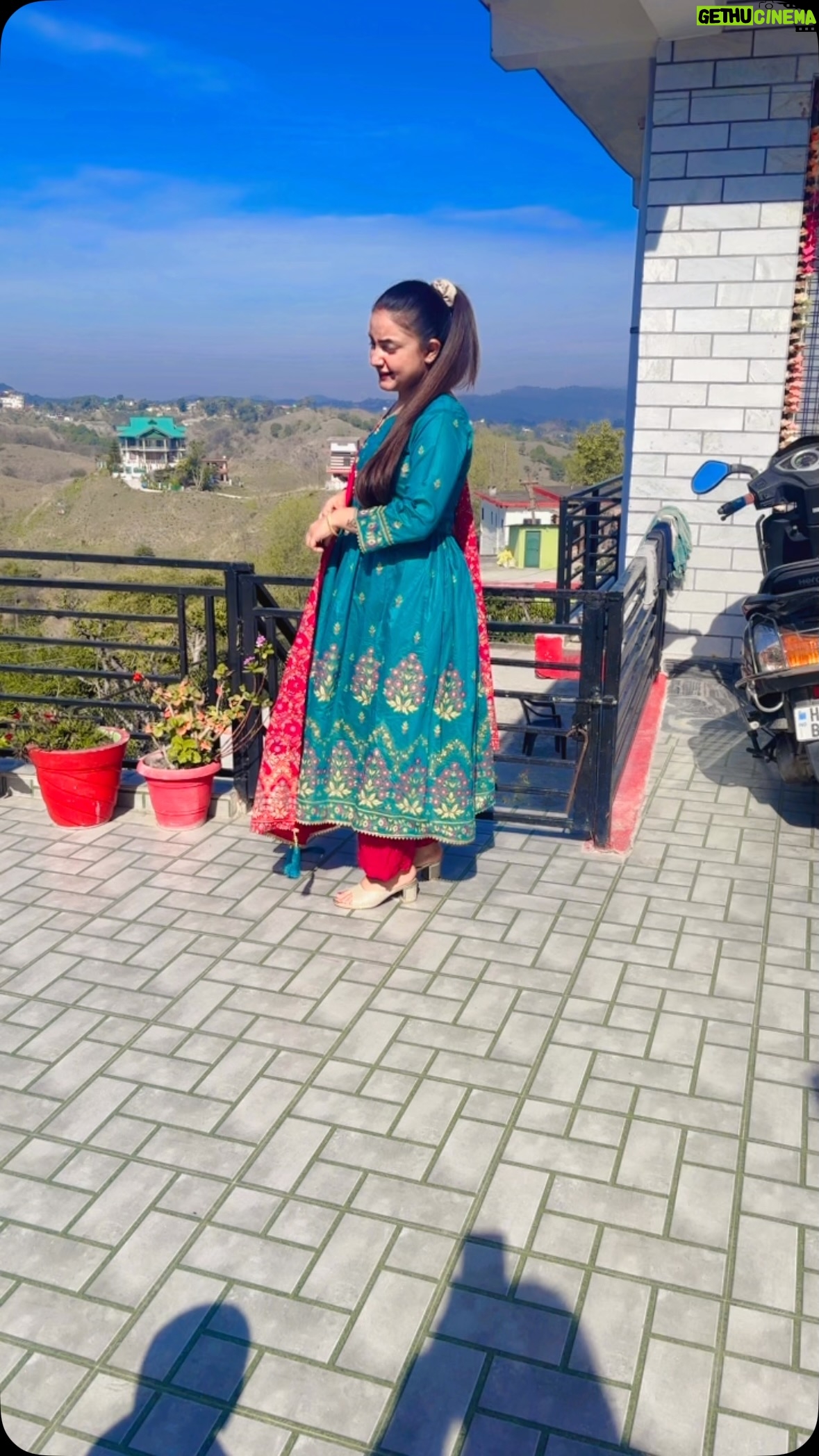 Ankita Chauhan - 12.9K Likes - outfit by @trendingoutfit__