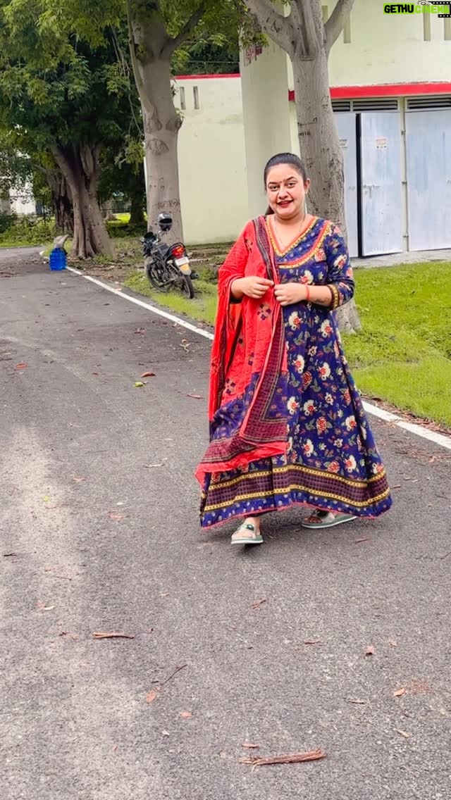 Ankita Chauhan - 5.9K Likes - outfit by @dress.updressshop33