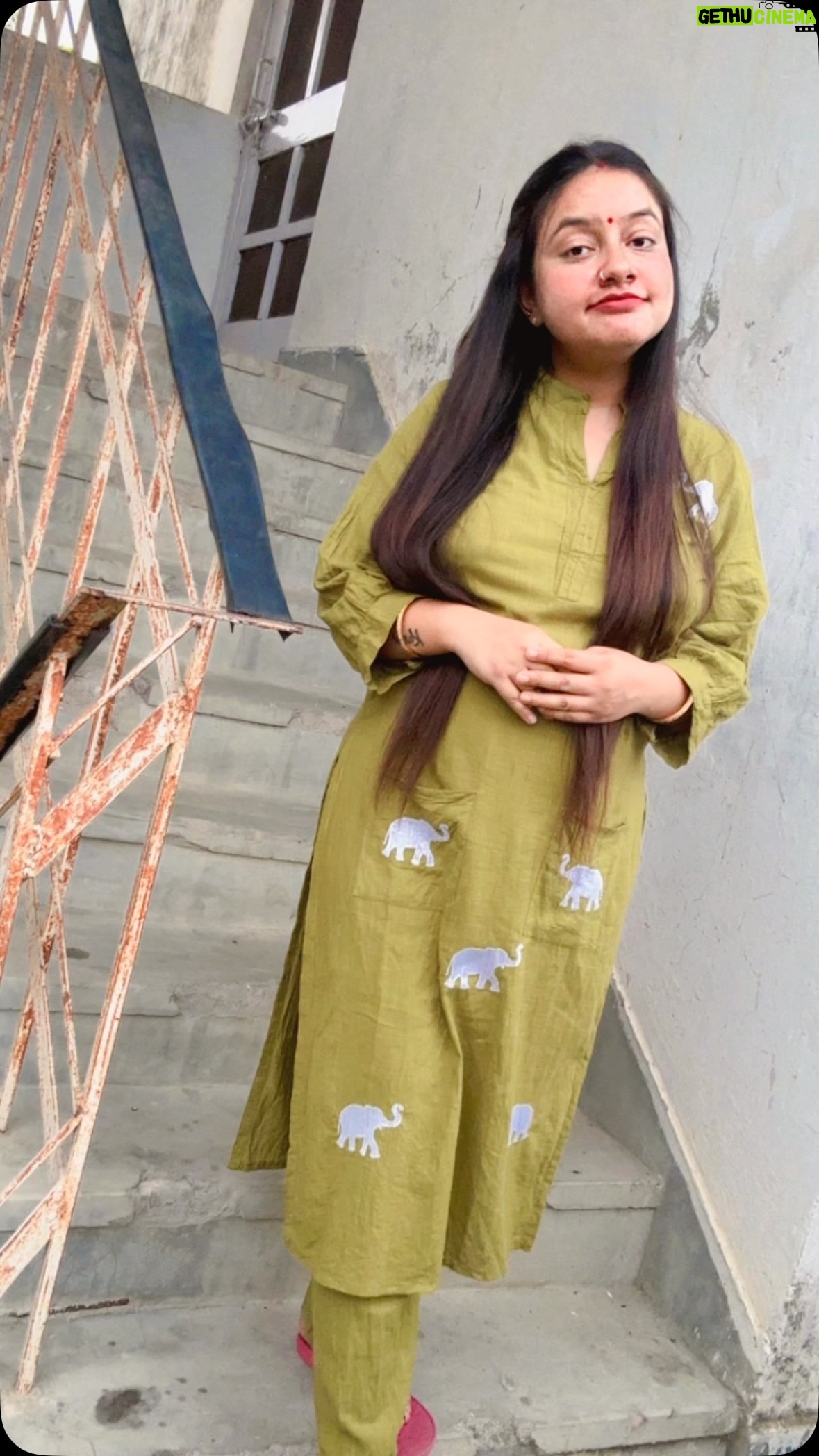 Ankita Chauhan - 5.9K Likes - outfit by @girls.fashion006