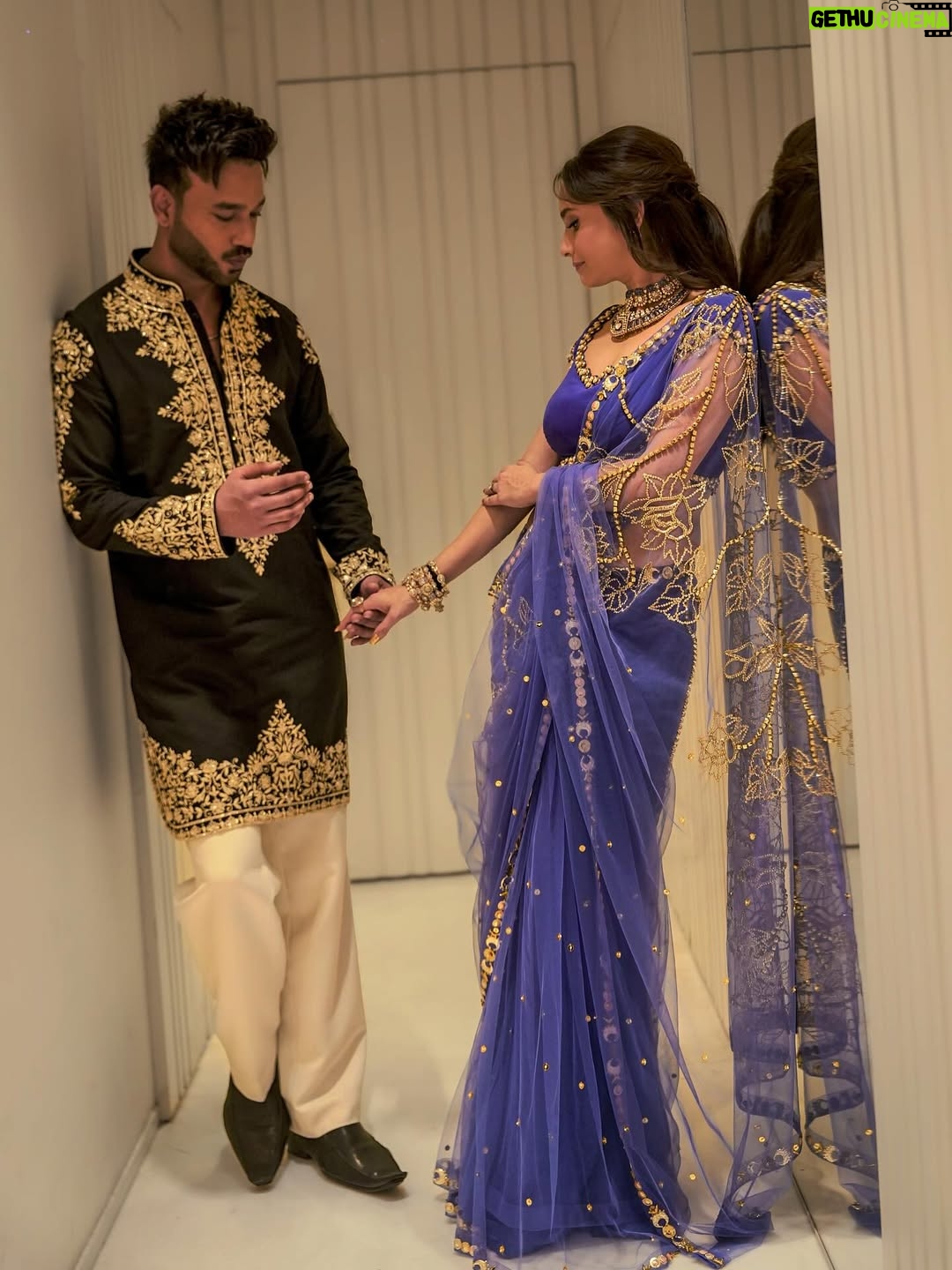 Ankita Lokhande - 451.8K Likes - ✨The Modern Fairytale #AnVi ki Fairytale ✨
No dragons, no rescues, no glass shoes just a King and a Queen who chose each other every single day, even when the story got hard. 💞♾️🥰🧿

Wishing you all lots of #Dhan this #dhanteras 💰🪔