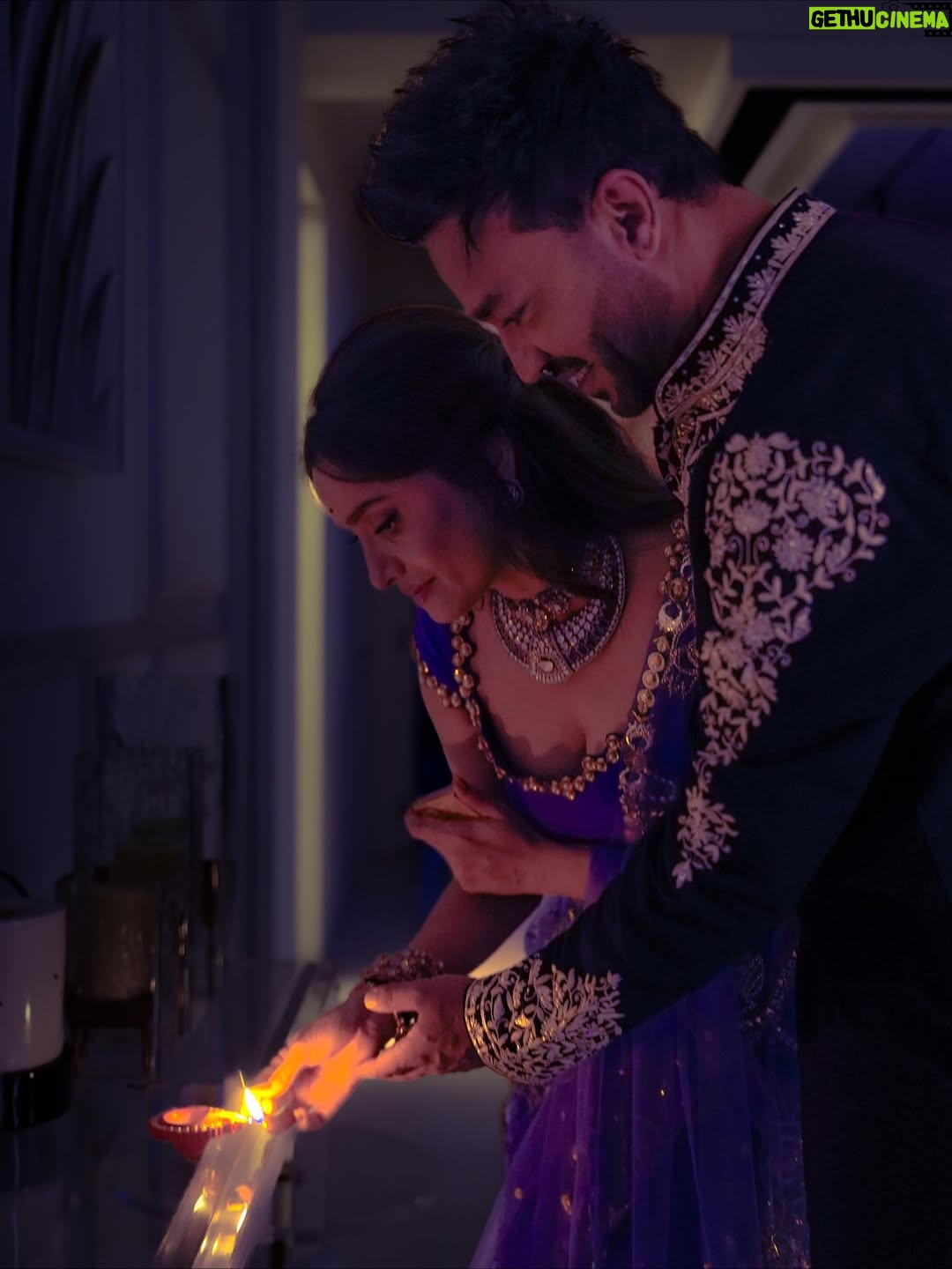 Ankita Lokhande - 451.8K Likes - ✨The Modern Fairytale #AnVi ki Fairytale ✨
No dragons, no rescues, no glass shoes just a King and a Queen who chose each other every single day, even when the story got hard. 💞♾️🥰🧿

Wishing you all lots of #Dhan this #dhanteras 💰🪔