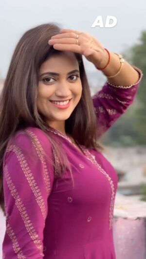 Ankita Mishra Instagram - Glow up with @lakmeindiaās Sun Expert Sunscreen! šWith SPF 50 PA
, it provides unbeatable sun
protection while Vitamin C and Niacinamide help brighten your skin.
Enjoy a weightless feel and no white castāperfect for a radiant, protected glow all day long! āØ
definitely give this a try!
#Lakme #Sunscreen #Skincare#ad