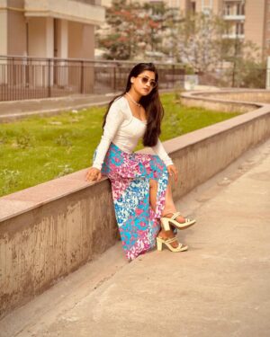 Ankita Mishra Instagram - Which one do you like? 😛
Make sure you check out: @gasolina_surat