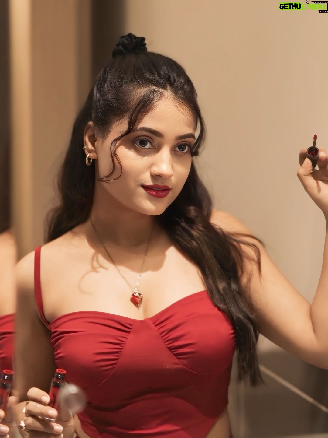 Ankita Mishra - 450 Likes - 💄💄💄

@flormarturkiye