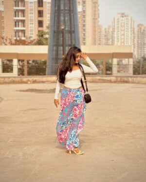 Ankita Mishra Instagram - Which one do you like? 😛
Make sure you check out: @gasolina_surat