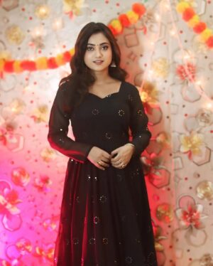 Ankita Mishra Instagram - 🖤dress- @amazonfashionin