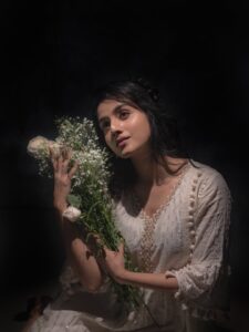 Actress Ann Sheetal HD Photos and Wallpapers September 2025