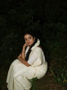 Actress Anna Ben HD Photos and Wallpapers September 2025