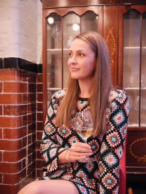 Anna Passey Instagram - It’s becoming a yearly tradition!

The Art School Festive Preview- a night of great company, EXCELLENT food and wine and a chance to catch up and see what’s coming from the wonderful mind of @porkyaskew this Winter.

From stunning set festive menus with the best, LOCALLY SOURCED ingredients, to beautiful wines and plans for a brand new home for @barnacleliverpool it’s going to be one hell of a season 💫

@theartschoolrestaurant @theartschoolcellars @porkyaskew’s Christmas brochure is live and bookings are being taken to celebrate the festive season in Liverpool, so if you’re looking for something extra special this year, take a look now 🎄

@kylepryor and I will definitely be seeing you @theartschoolrestaurant @barnacleliverpool