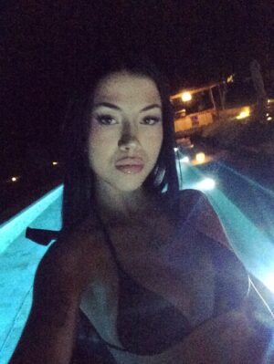 Anna Pepe Instagram - la isla bonita😋