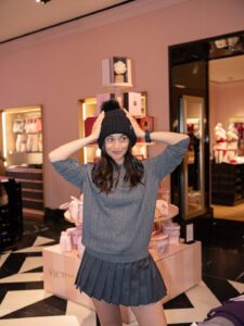 Actress Anne Curtis HD Photos and Wallpapers October 2025