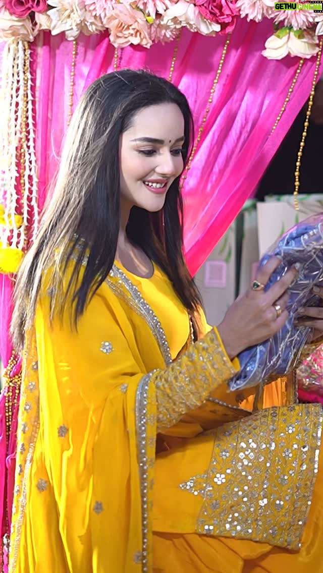 Annie Rana - 125.6K Likes - Trend De Hisab Nal Suit Mangugi 🥰❤️
.
.
#punjabimodel #punjabisong #nikkenikkechaa❤️ #newpunjabisong #punjabisuit