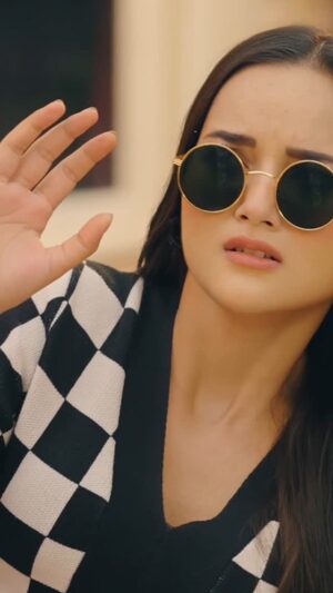 Annie Rana Instagram - POV : Me To Adab Jatt. 🦹♂️💪
.
.
#kotti #deepakdhillon #newpunjabisong