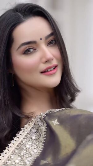 Annie Rana Instagram - Yeh Hai Jo Majnu 🙈🤪
.
.
#billorani #bollywoodsong #yehhaijomajnu #bollywoodmoviesong #hindisong
