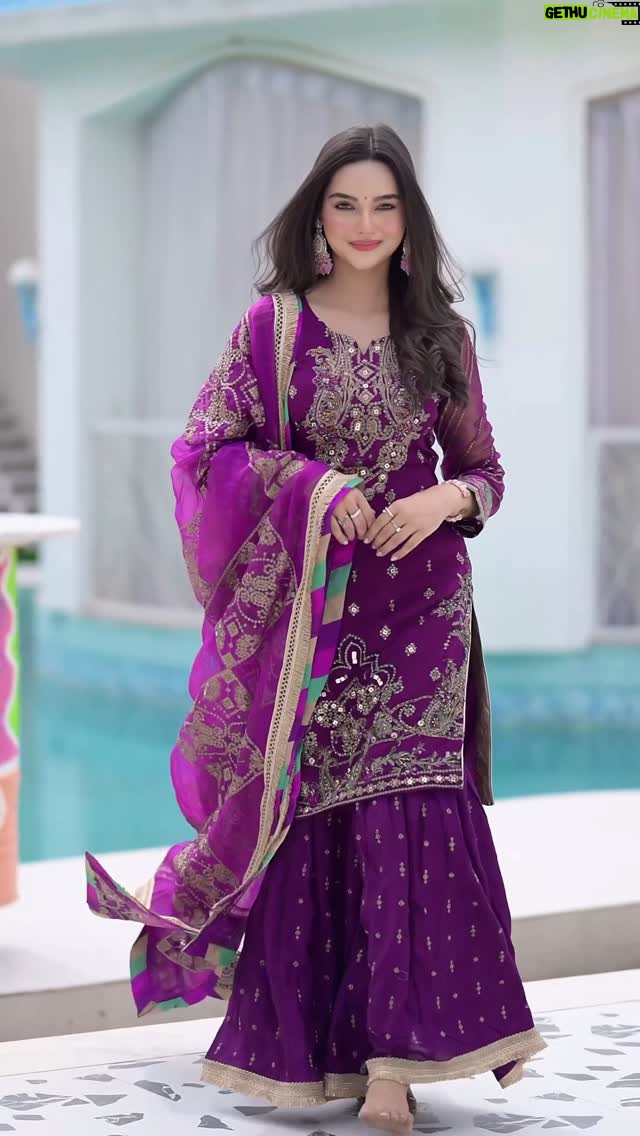 Annie Rana - 19.9K Likes - Chura Ke Dil Tera 🙈😜
.
.
Wearing @the_amore_official 
.
.
#churakedilmera #bollywoodsongs #bollywoodmoviesongs #hindisongs