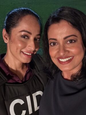 Ansha Sayed Instagram - Time flew, but the bond stayed.

@ajay.nagrath 
@adityasrivastavaofficial21