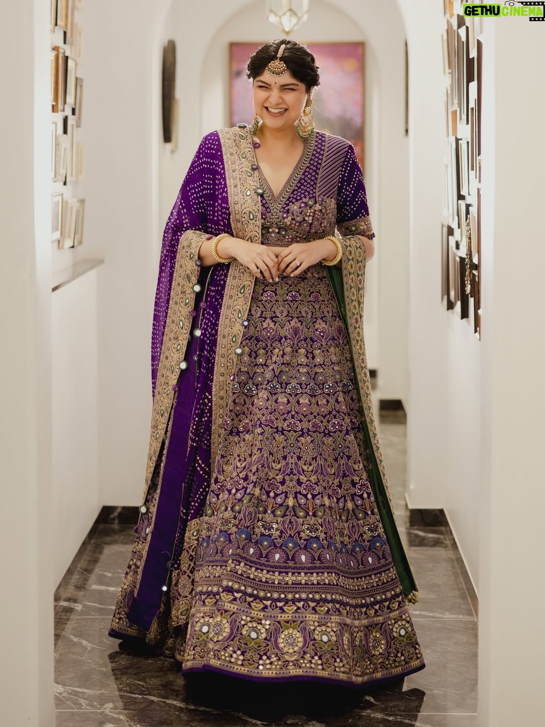 Anshula Kapoor - 85.3K Likes - Every detail you see here - the outfit, the hair, the makeup - came straight from the hearts and hands of people I love.

@arpita__mehta , you’ve been with me through every first: my first sari, my first lehenga.. so it only felt right that you make my first wedding outfit too. You pour love into every thread, and I felt it all. My lehenga reflected a piece of us - with Bandhini, traditional Kutch embroidery, and mirror work that honoured Rohan’s roots, and your heart in every stitch. Thank you for making me the lehenga of my dreams & indulging me and all my whims and wishes! 🤗

@manishamelwani , thank you for making me feel my most beautiful. For gently pushing me outside my comfort zone and for always saying “let’s try it” to every wild idea we’ve had together.🥰

@sabakhanmakeup & @hairby_shivanik , you two have been with me through every look, every shoot, every meltdown.. you’ve dolled me up for birthdays, for a few special date nights, and every small and big occasion in between. You’re not just my glam team - you’re family. I wouldn’t have dreamt of doing this day without you. Thank you for all the love, laughter, and patience through every bit of my crazy. 🤗

Best team, biggest cheerleaders, and the reason I walked into the day grounded, smiling & glowing. Feeling completely me! 💜

📸: @thehouseontheclouds 

Outfit: @arpitamehtaofficial
Jewelry - @ajewelsbyanmol, gold kadas are moms
Footwear: @aprajitatoorofficial 
Styled by: @manishamelwani, Assisted by @rudri_kariya
Draper: @jayatai_
Makeup: @sabakhanmakeup
Hair: @hairby_shivanik
Nails: @naildateofficial 
Content team: @daultanipawan @bothrasakshi