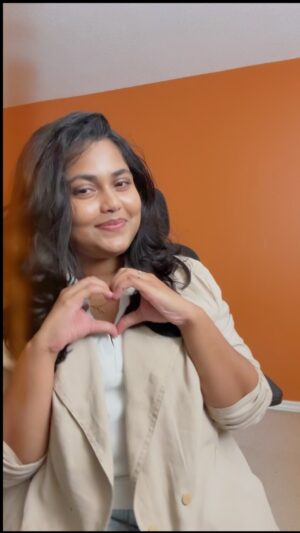 Anu Anand Instagram - Wishing a fantastic birthday to @itsyuvan sir! 🎉🎂
.
.
.
Im celebrating Yuvan sir's birthday with one of my all-time favorite compositions of his ❤️

#chennai600028 #yuvanshankarrajamusical #u1 #yuvan #anuanand #anuanandsupersinger8 #anuanandofficial #yaro #tamilreels❤️ #spb #chithra #venketprabhu #chennai600028