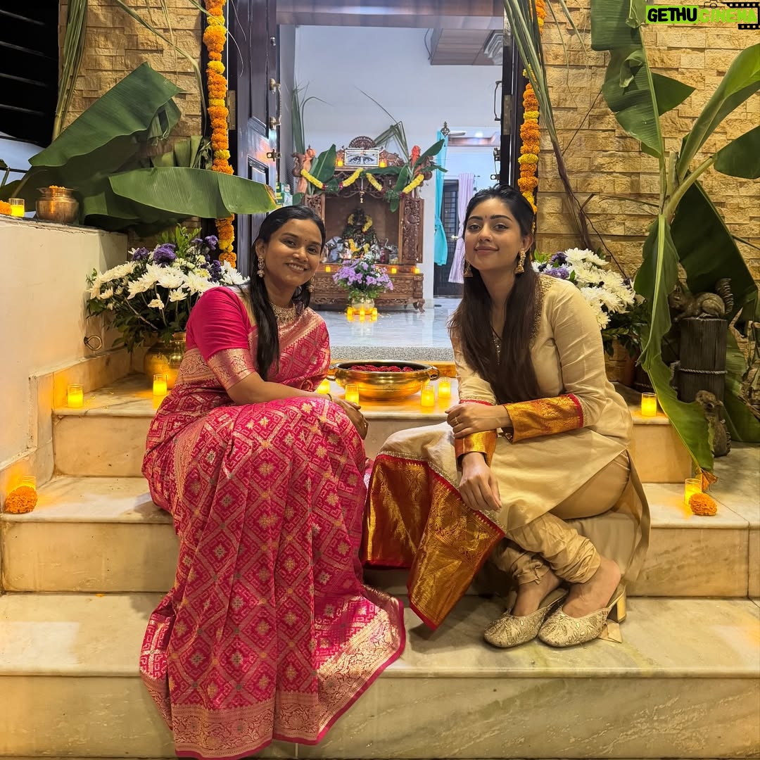Anu Emmanuel - 272.6K Likes - Let the light in ✨
Happy Diwali 🤍