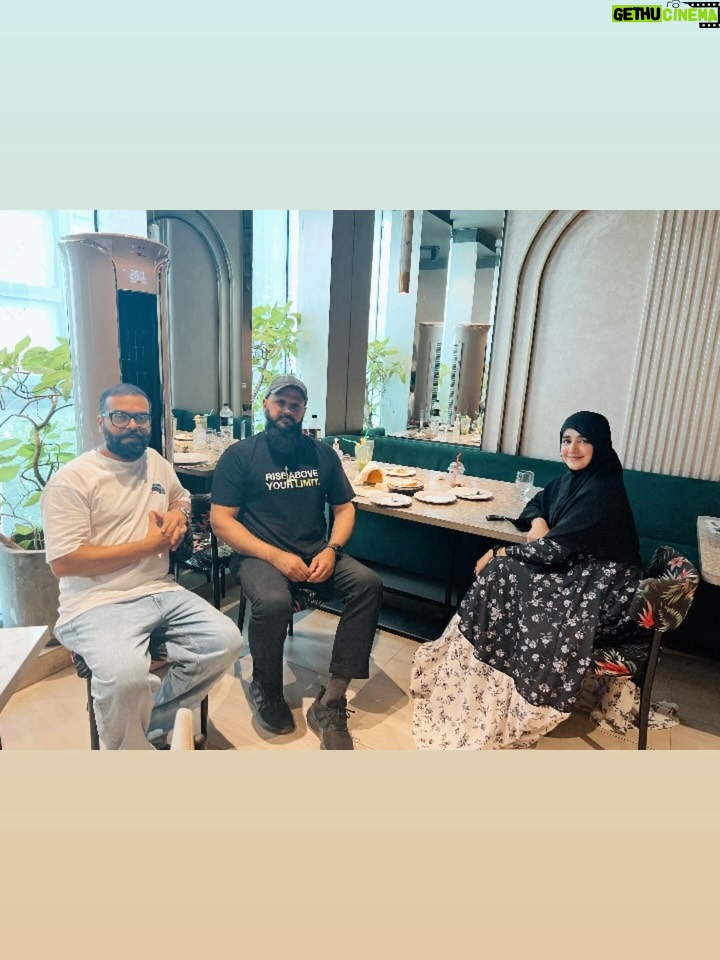 Anum Fayyaz - 6.3K Likes - It’s an honour to meet @rajaziaulhaq bhai ☺️
May Allah swt bless you…
-
#rajaziaulhaq #molviwithanattitude #youthclubpk
