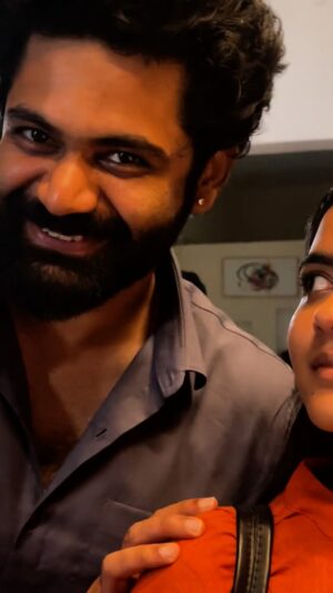 Anumol Instagram - Actually yaaru yaare torture threaten panrath sollunge ? 😎

@deepabalu__official 

Thanks for the cameo Arjun @charukesh_m 

Thanks to each and everyone of you for making us super happy and wanting us to do more and more good work .. 🙏❤️❤️🤍🧿🧿🌼