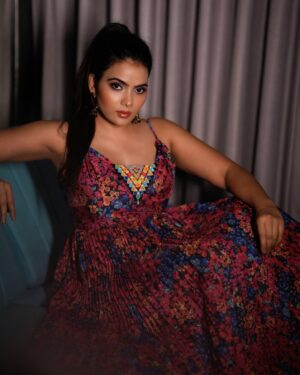 Anupama Prakash Instagram - SELF CONFIDENCE 🧿😊🙏
IS THE BEST OUTFIT.
ROCK IT AND OWN IT 😎
photography-  @akshay.meriya