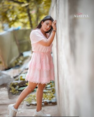 Anupama Prakash Instagram - Gulabi aankhen, thodi shararat… thoda style.

#agastyaproductions #StreetPortrait #MoodyTones #RusticBackdrop #FashionWithStory 
#PhotographyVibes #PortraitPerfection #LensLove