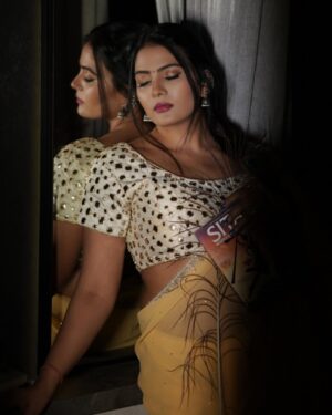 Anupama Prakash Instagram - Simplicity With a touch of Sunshine ☀️ 🥰
Photography By - @akshay.meriya