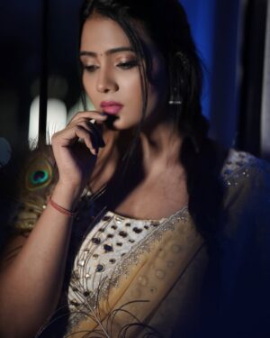 Anupama Prakash Instagram - Simplicity With a touch of Sunshine ☀️ 🥰
Photography By - @akshay.meriya