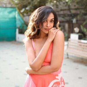 Anupriya Goenka Instagram - 💝💝

Wearing @labelrasa 
Pics @vishwasgonsalves 

#fyp #pink #summer
