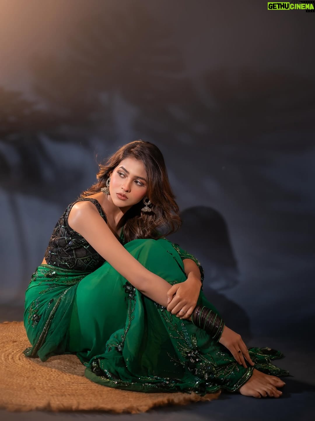 Anushka Merchande - 18.6K Likes - 🌴

Photography: @kakali_das_photography 
Styling: @rheamerchande mumma❤️
Mua: @rohitsingh1176 & @saujyoti_908