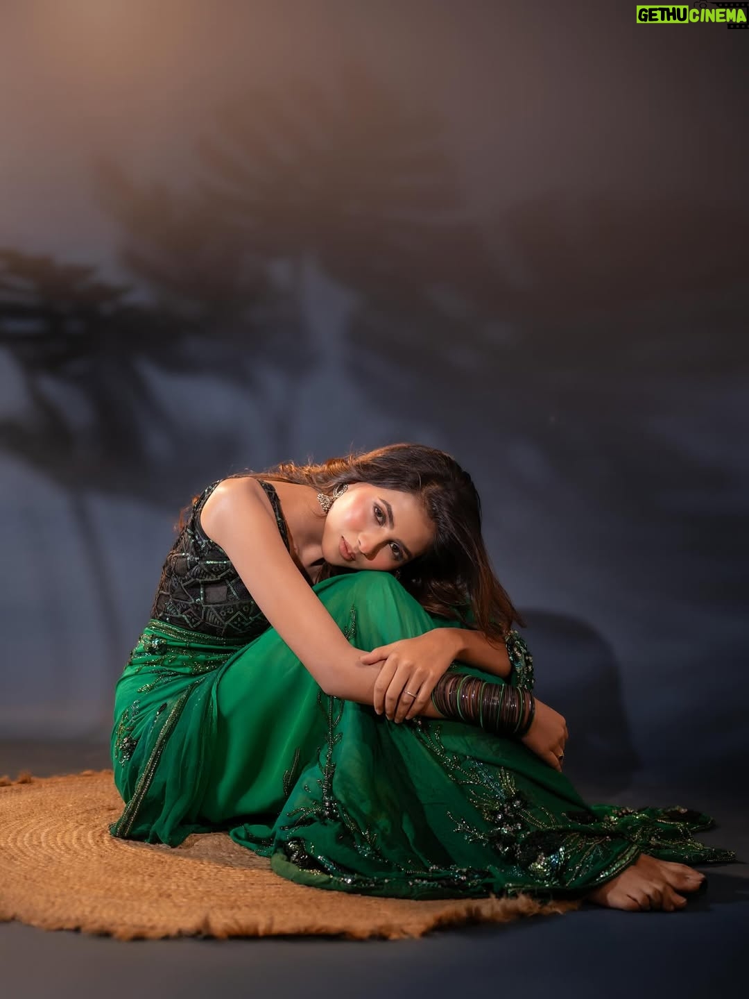 Anushka Merchande - 18.6K Likes - 🌴

Photography: @kakali_das_photography 
Styling: @rheamerchande mumma❤️
Mua: @rohitsingh1176 & @saujyoti_908