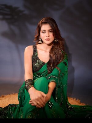 Anushka Merchande Instagram - 🌴
Photography: @kakali_das_photography
Styling: @rheamerchande mumma❤️
Mua: @rohitsingh1176 & @saujyoti_908