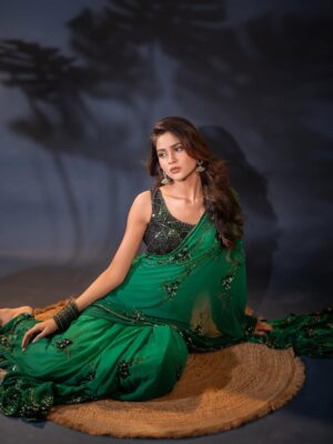 Anushka Merchande Instagram - 🌴
Photography: @kakali_das_photography
Styling: @rheamerchande mumma❤️
Mua: @rohitsingh1176 & @saujyoti_908