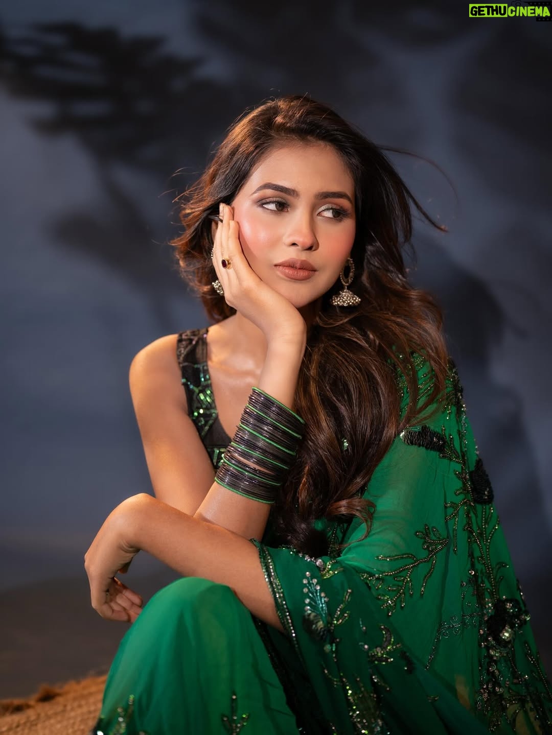 Anushka Merchande - 18.6K Likes - 🌴

Photography: @kakali_das_photography 
Styling: @rheamerchande mumma❤️
Mua: @rohitsingh1176 & @saujyoti_908