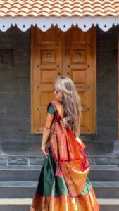 Actress Anushka Sutar HD Photos and Wallpapers September 2025