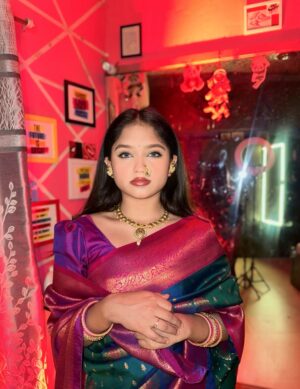 Anushka Sutar Instagram - Kashi distey ???
#anushkasutar #post #marathi #marathimulagi #picture #trend #saree #traditional #desi #fyp #viral