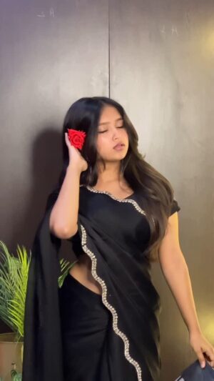 Anushka Sutar Instagram - Khatubaa!! 🫶🏻

#anushkasutar #anushka_2440_ #reels #reelkarofeelkaro #reelinstagram #reelitfeelit #réel #trending #trendingreels #viralvideos #viral #explore #explorar 

[ transition, slow motion, 90’s vibe , aesthetic, trending, viral , explore ]