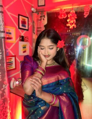 Anushka Sutar Instagram - Kashi distey ???
#anushkasutar #post #marathi #marathimulagi #picture #trend #saree #traditional #desi #fyp #viral