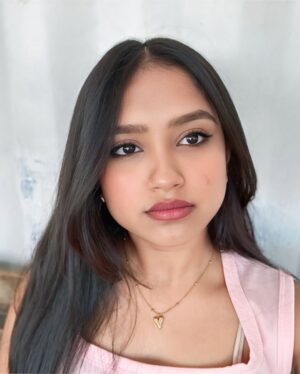 Anushka Sutar Instagram - “Hydrated, happy, and thriving.”

#anushkasutar #anushka_2440_ #corousel #post #photos #cafe #pune 

[ cafe , aesthetic, fit , post , photos , viral , trend ]
