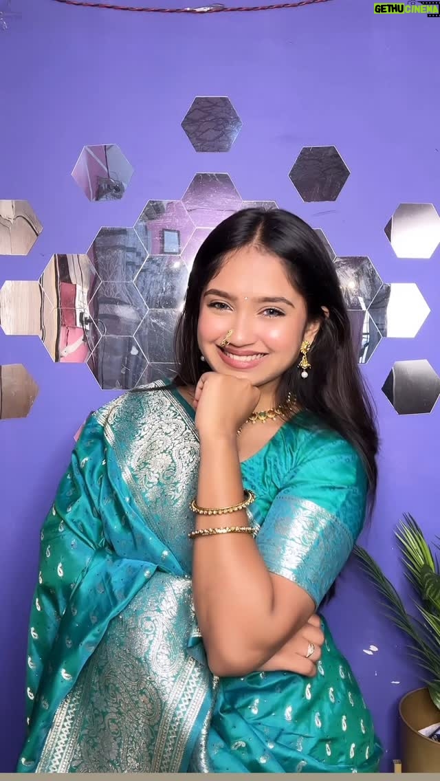 Anushka Sutar - 79.8K Likes - Wait for the final look 🥹!

#anushkasutar #anushka_2440_ 
#réel #reels #reelkarofeelkaro #reelitfeelit #reelinstagram #trending #trend #explore #explorar #viralvídeos #viralreels 

[ reels , trend , shaky shaky , multi transition, viral , explore , marathi look , anushka sutar , aesthetic, cute ]