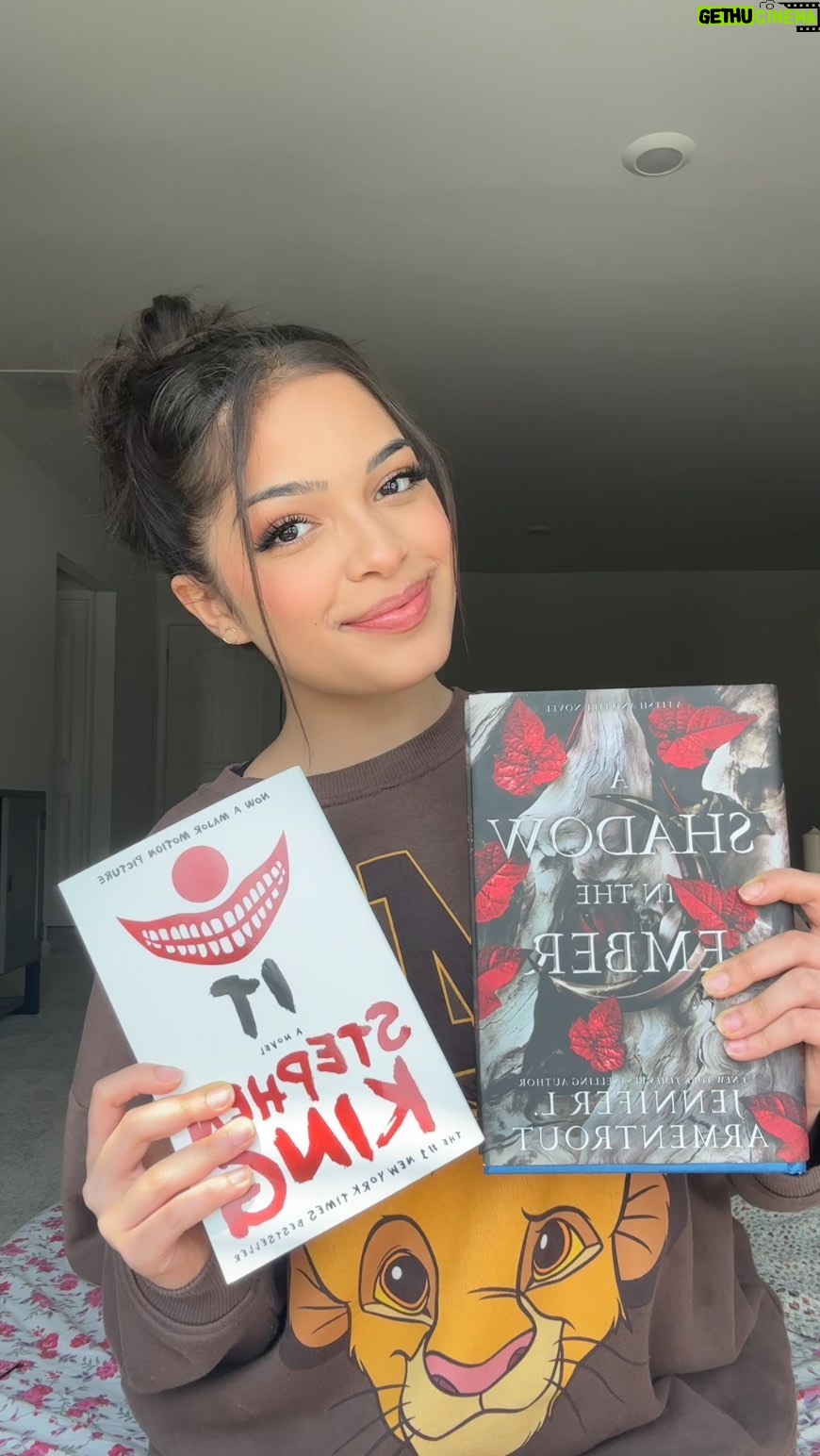 Anwita Sundaram - 2.6K Likes - BOOK COLLECTION REVEAL!! I NEEEED new books so if you have any recommendations let me know in the comments!! 

#booktok #bookstagram #bookcommunity #anwita #anwitasundaram #explore #instagram #instagood #algorithm