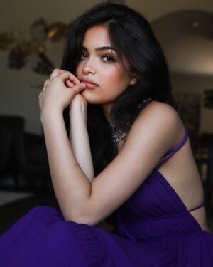 Anwita Sundaram Instagram - Not doing too much, just enough to break the internet 💜✨
Shot and styled by @iamashimaarora
#Instagram #Instagood #Explore #Purple #Picoftheday #Anwita