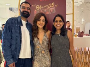 Anya Singh Instagram - The team behind this dream! ♥️

Thank you captain @___aryan___  for creating this monster of a show which I got to be a part of & for the energy that transcended through you.

It’s been a treat to be a part of this journey, one full of stomach hurting laughter, solid support and love. So grateful to also have got a chance to work with a brigade of talent across every department. 

Lastly, a big hug to the Singh family without whom Sanya’s life would have had no drama 😂🫶🏼
@lakshya @raghavjuyal #manojpahwa sir 🤗🤗

Fortunate to have so many dreams come true through one project🧿.