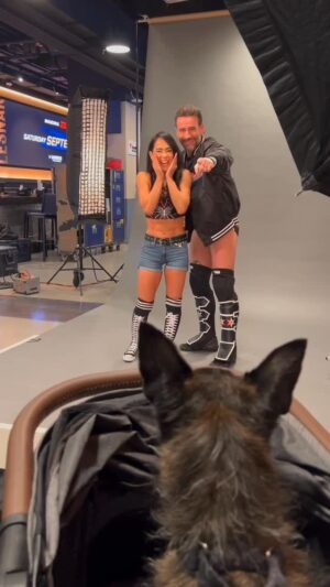 April Jeanette Mendez Instagram - Just some quick family photos before #Wrestlepalooza 👫🐶📸