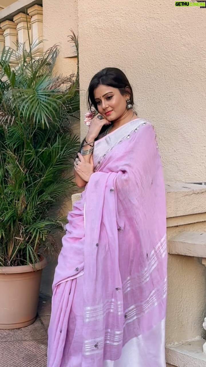 Archana Gupta - 8.6K Likes - Liked it ? My version for “ Sahiba” 
.
.
.
.
.
.
.
#sareelover #handloom #summeefashion #indianstyle #mystyle #archannaguptaa #trendingreels #trendingaudio #foryou #reelsindia #explorepage✨