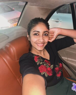Archana Jois Instagram - 🌹