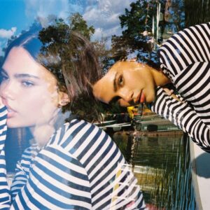 Ariana Greenblatt Instagram - ran around the city w my rainbow dash 🪿🫂🤗🩵🔒🖼️ @amberasaly