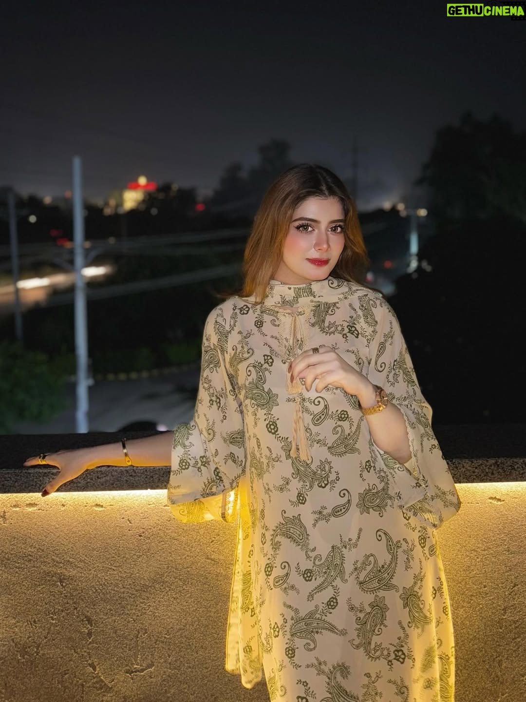 Arooj Fatimah - 6.3K Likes - 🦢✨💐🫂🌸
.
.
Outfit: @arooj_collection2 
Lenses : @freshtone.pk 
.
.
#foryou #foryoupage #aroojfatimah