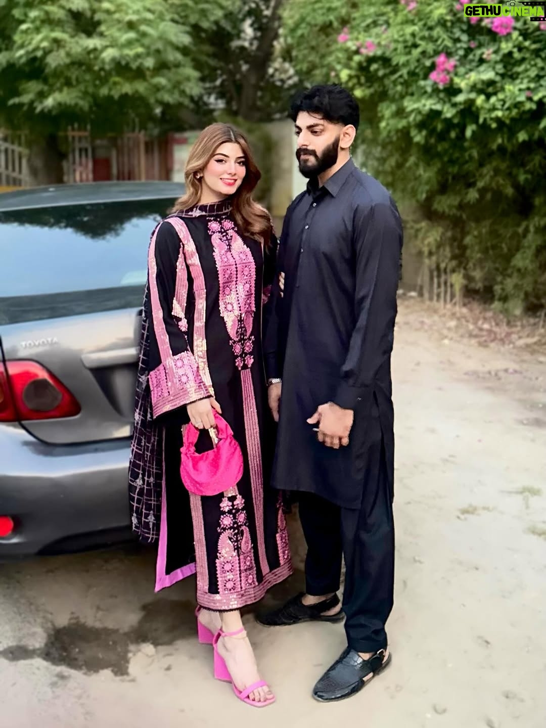 Arooj Fatimah - 13.7K Likes - Which one 📸? 
Outfit: @arooj_collection2 😍🌸
Bro: @hamzaalii35 
.
.
.
#foryou #foryoupage